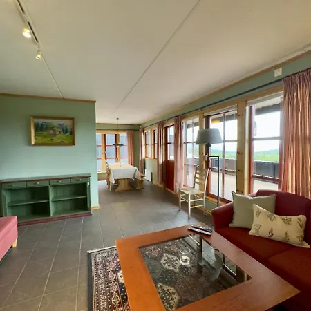 Homey Steps From Dining And Activities!