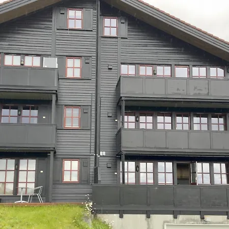 Homey Steps From Dining And Activities!