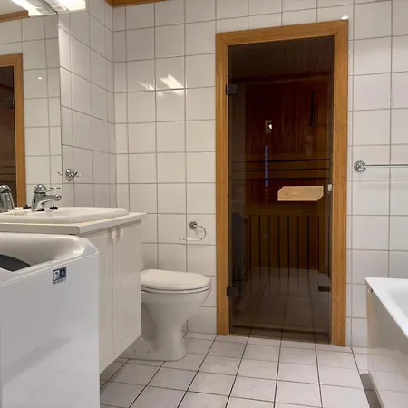 דירה Homey Steps From Dining And Activities! *